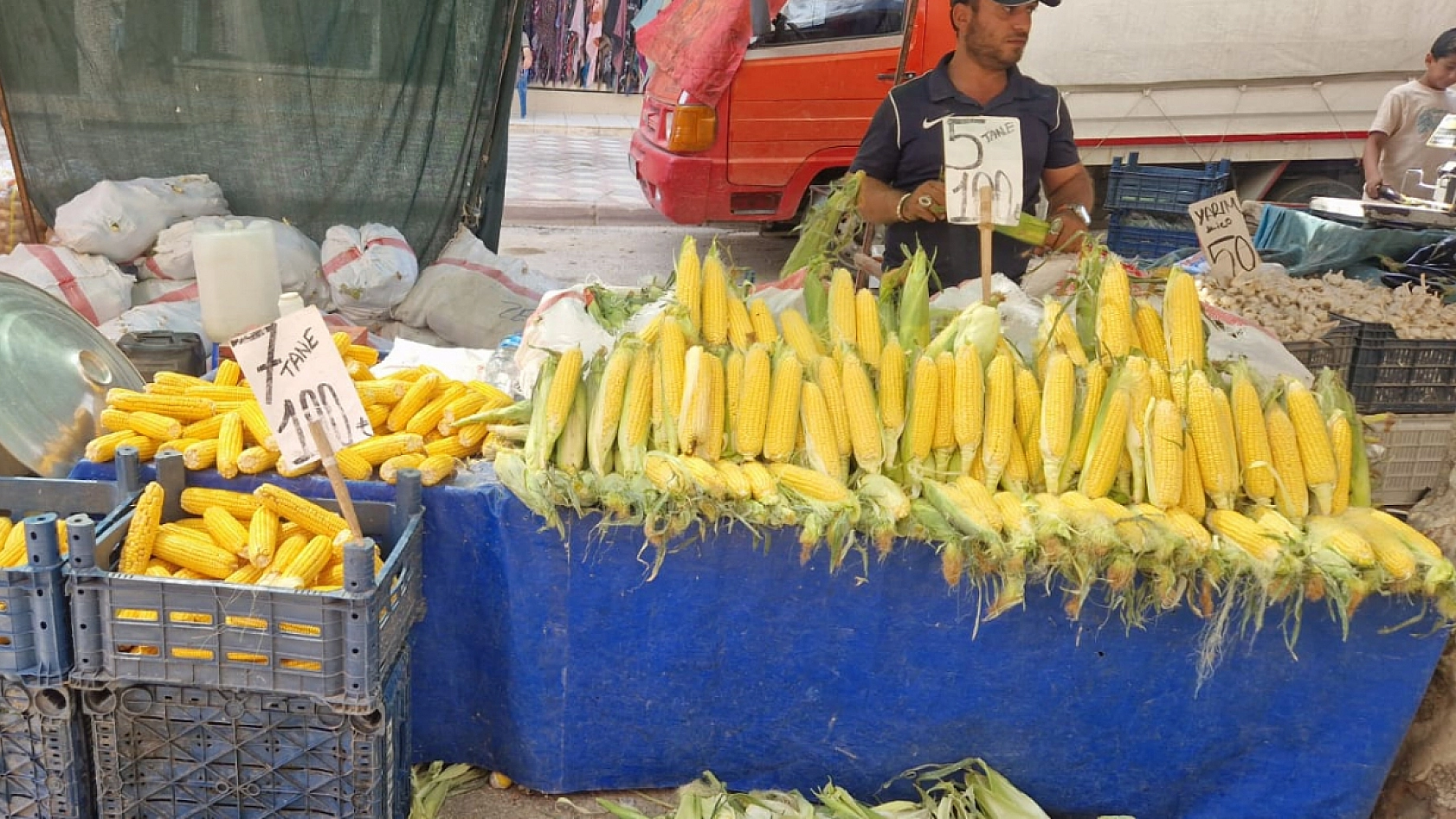 Elazığ'da haftanın ilk gününde pazar fiyatları ne durumda?