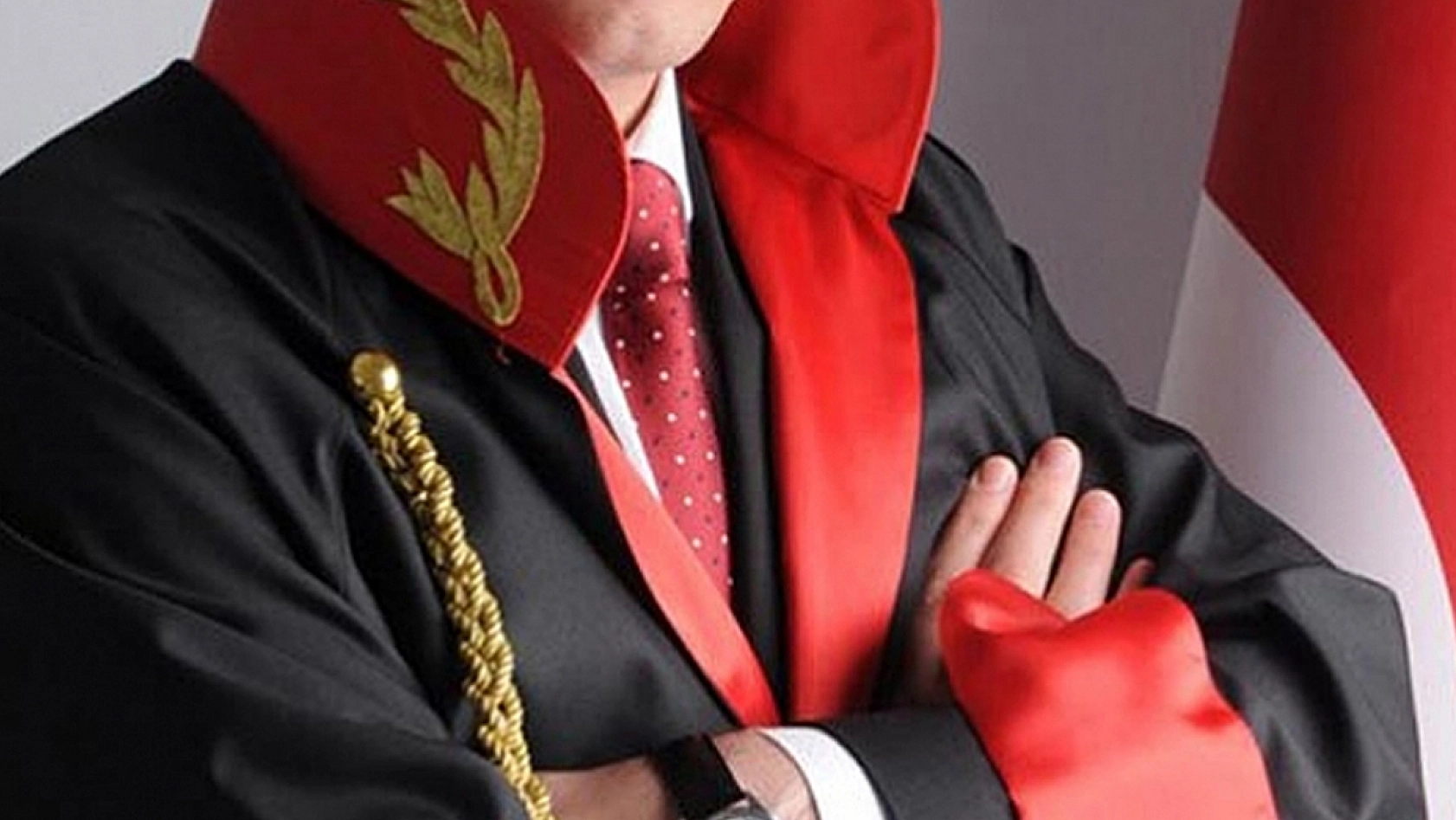 Kamu sektöründe en yüksek maaşları alan meslekler açıklandı