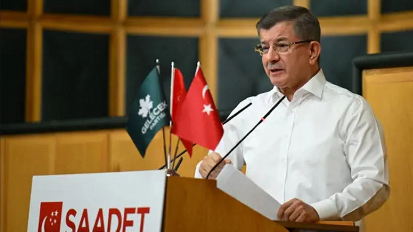 Davutoğlu'ndan 6'lı masa ve partiler arası birleşme sinyali