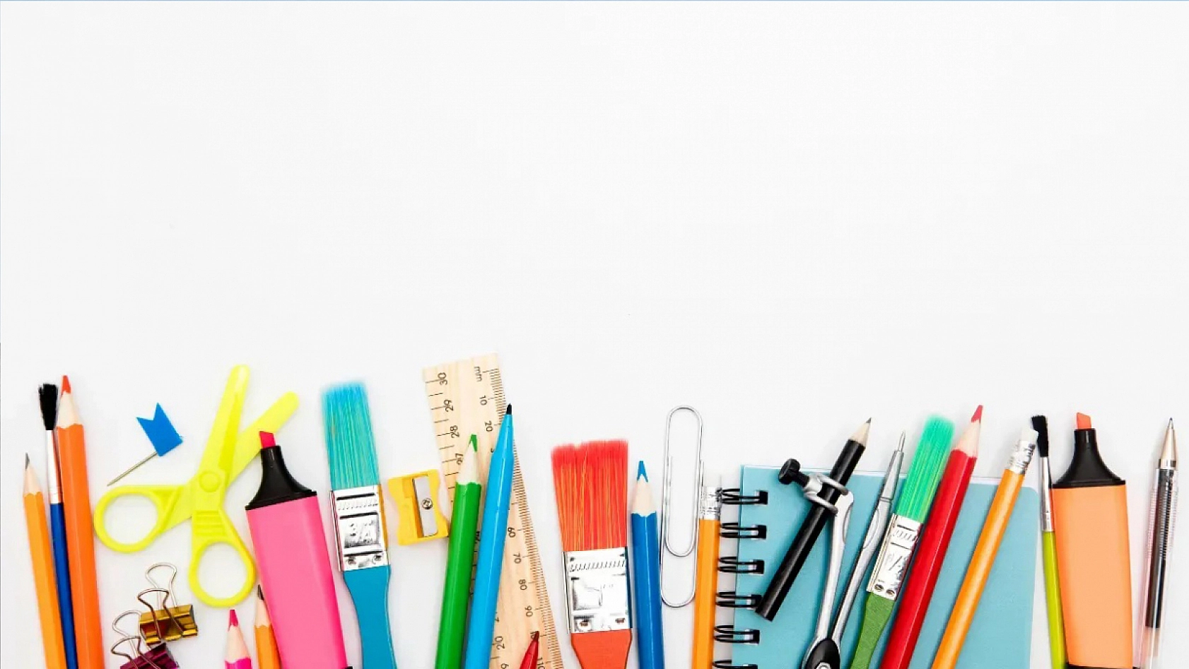 Elazığ'ın Marketinde dev fırsat: kırtasiye ihtiyacı olan buraya koşacak