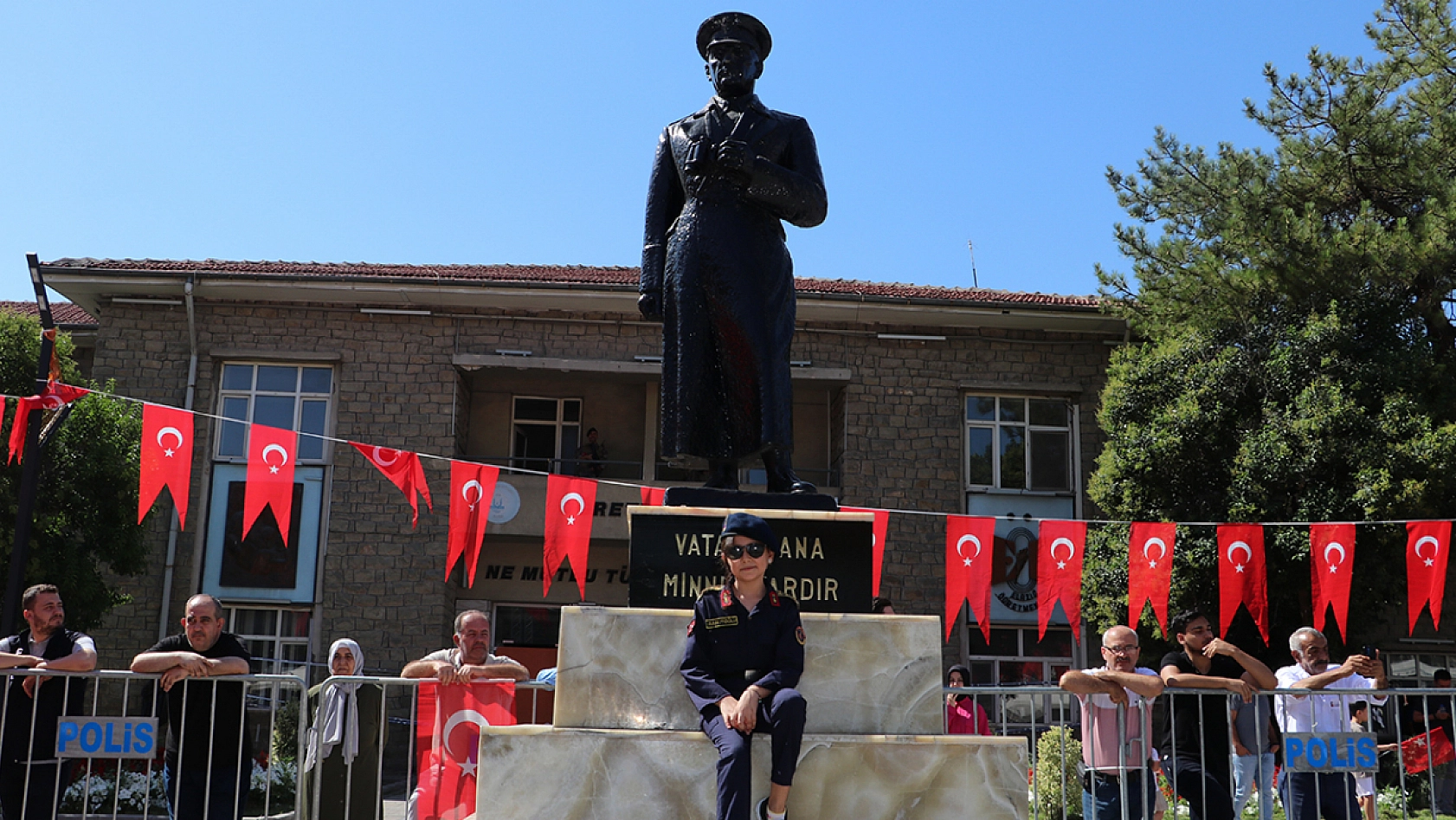 Elazığ'da Zafer Bayramı Coşkusu!
