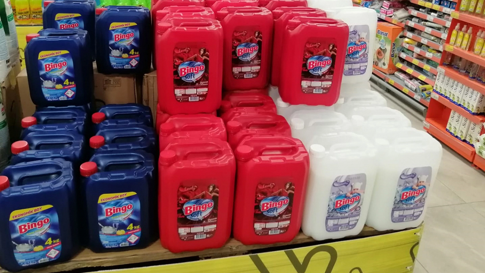 1 alana 1 bedava devri başladı! Elazığ'ın indirimleriyle ünlü marketi haftalık indirimleri duyurdu