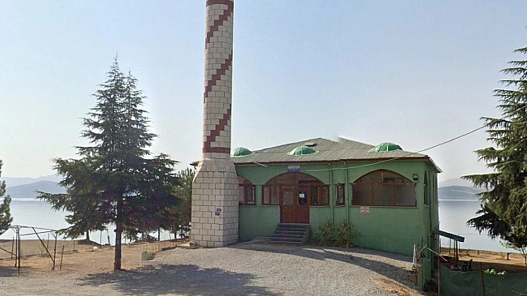 İstanbul değil Elazığ Demiştik: Camiyle ilgili vatandaşlardan önemli uyarı