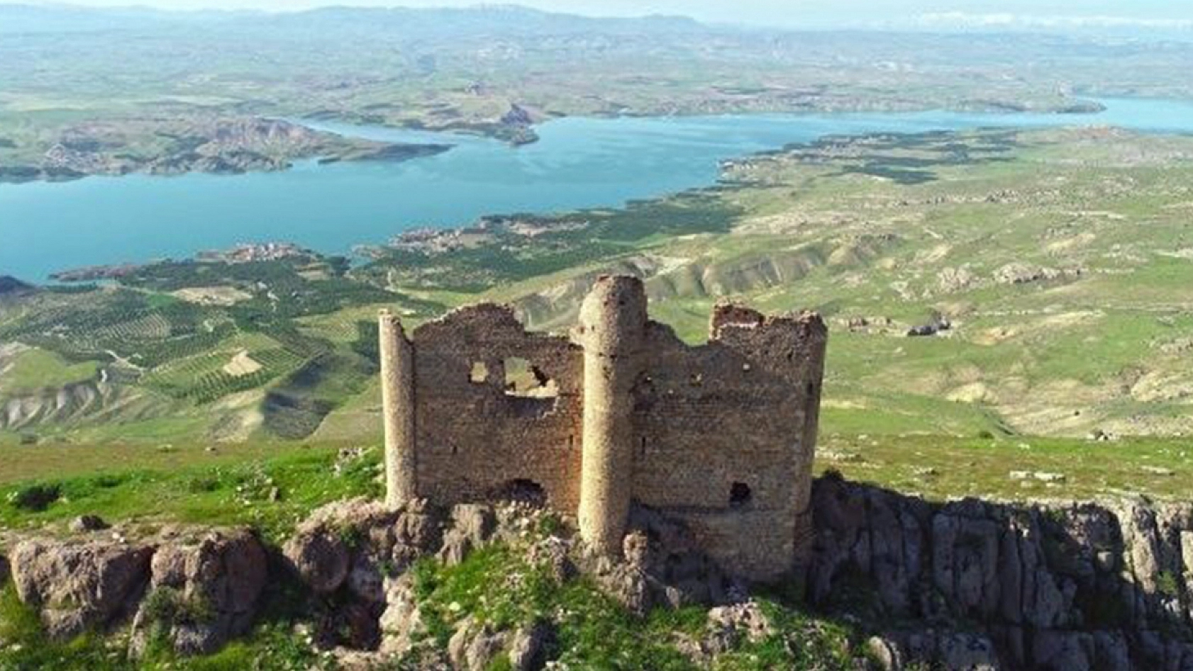 Elazığ'da şehir merkezinin yanı başında: Kıymeti bilinse adı dünyaya duyurulur