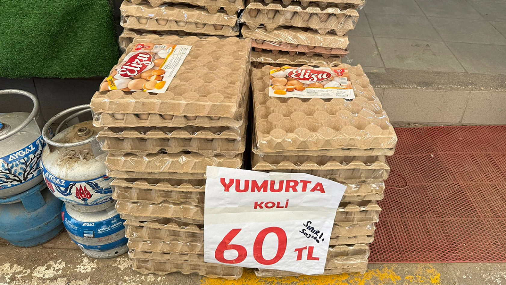 Elazığ'da talep olmayınca fiyatlarda sert düşüş