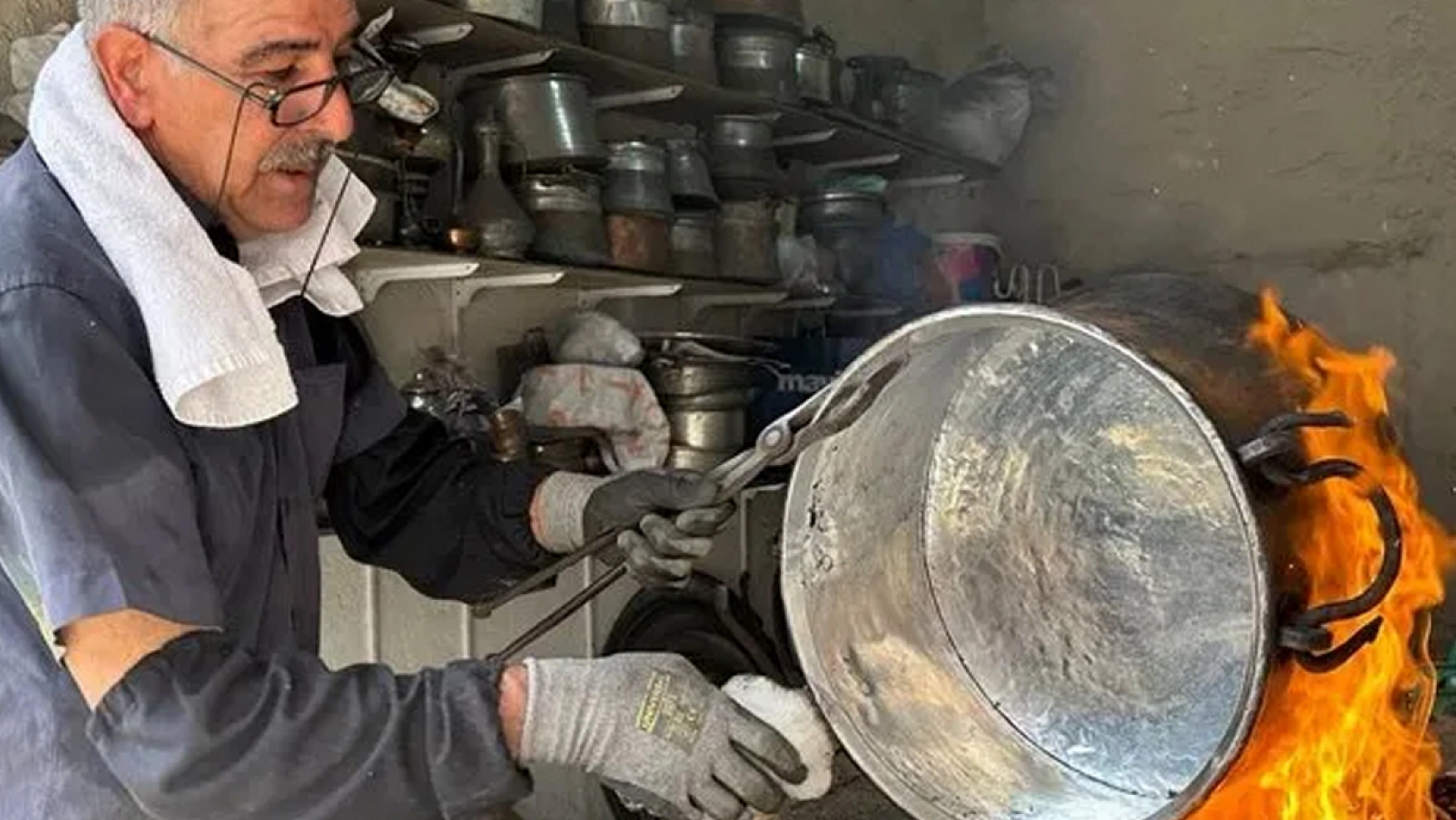 Elazığ'ın kaybolmaya yüz tutan meslekleri