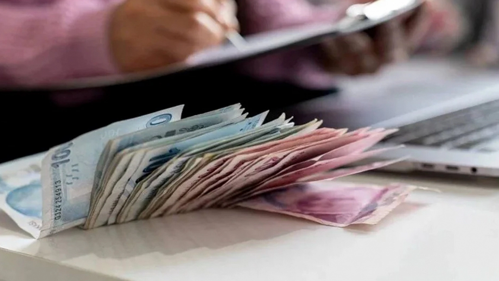 Ekonominin üç yıllık yol haritası belli oldu! 2026-2028 OVP'si açıklandı