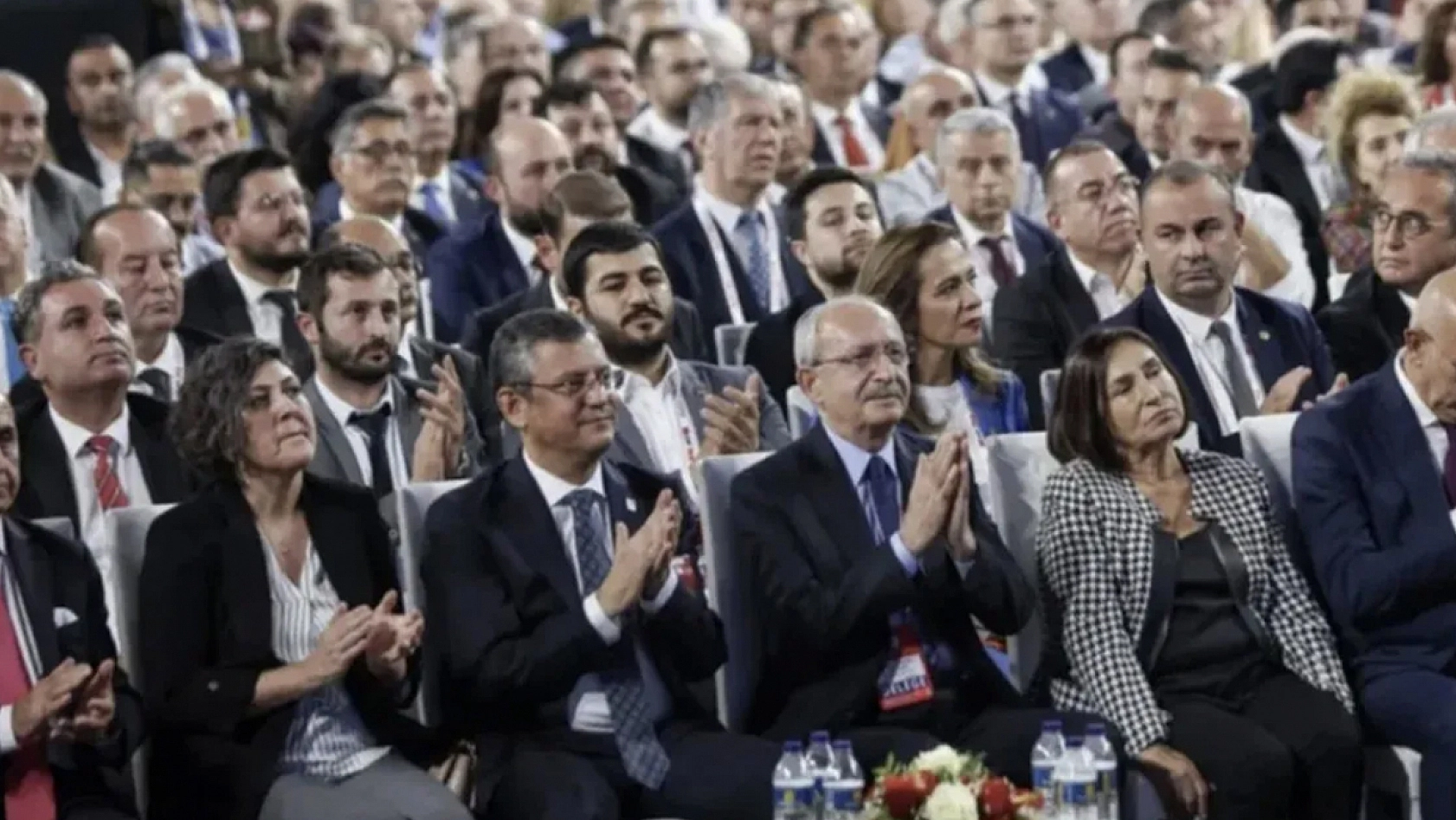 Kemal Kılıçdaroğlu geri mi dönüyor?