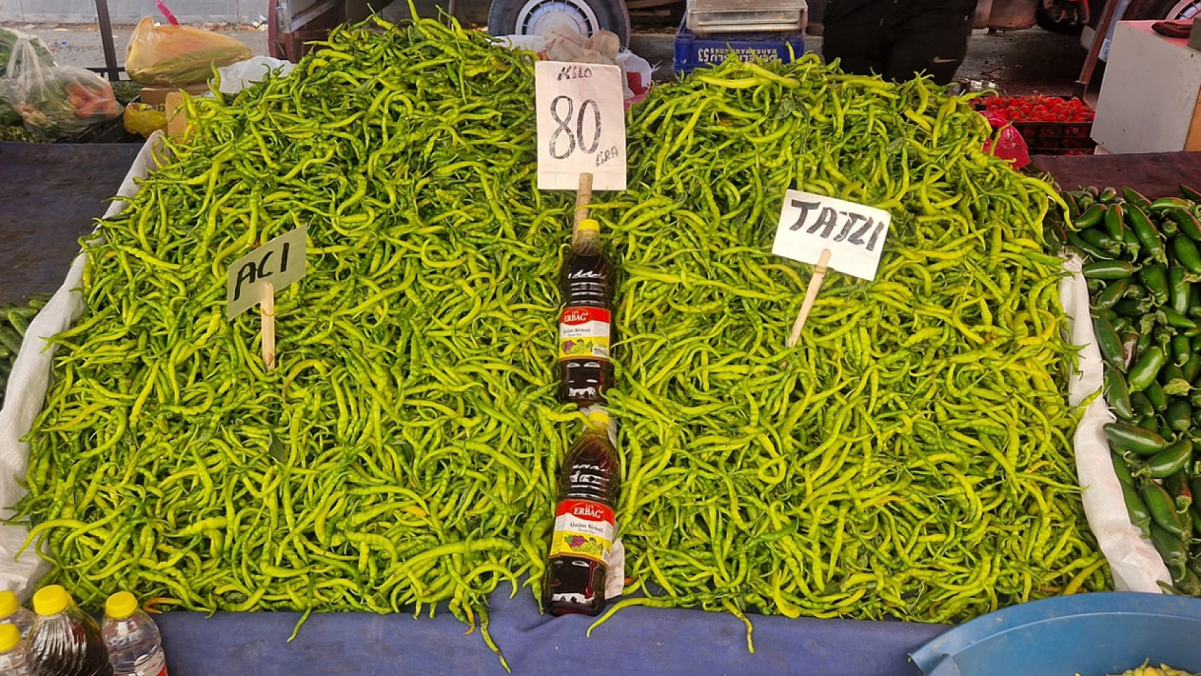 Elazığ'da turşu sezonu başladı: İlk mahsuller tezgahlarda