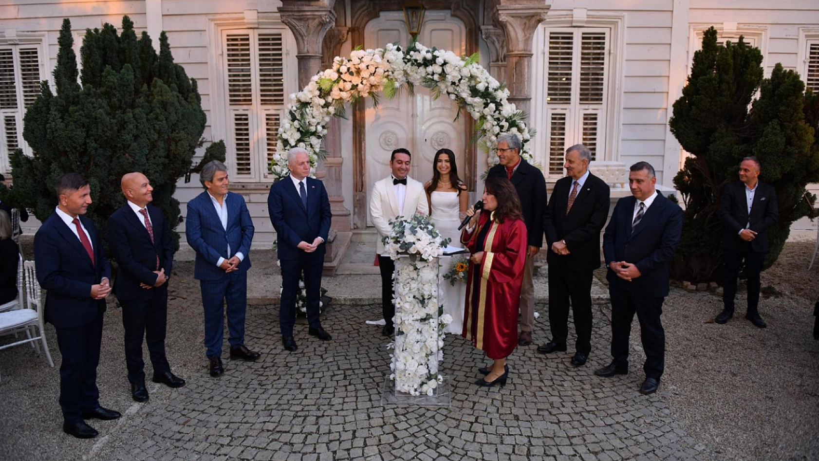 Mülkiye Müfettişi hemşehrimiz Mustafa Uğur Özerden'in mutlu günü