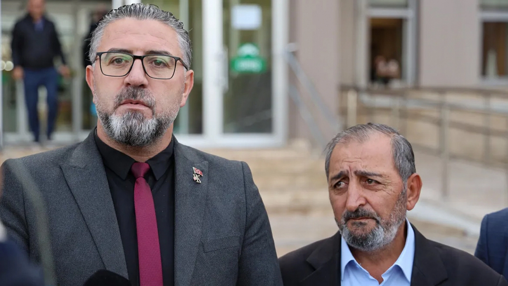 Şehit babasına büyük saygısızlık