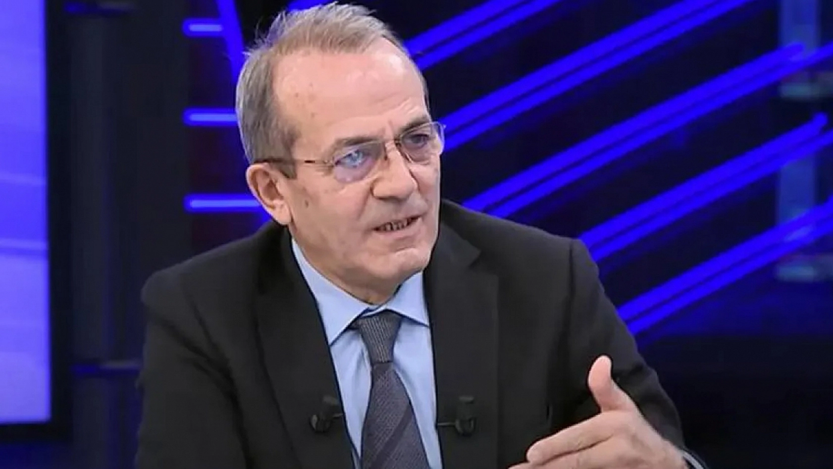 İBB soruşturmasında 6 gazeteciye sabah operasyonu