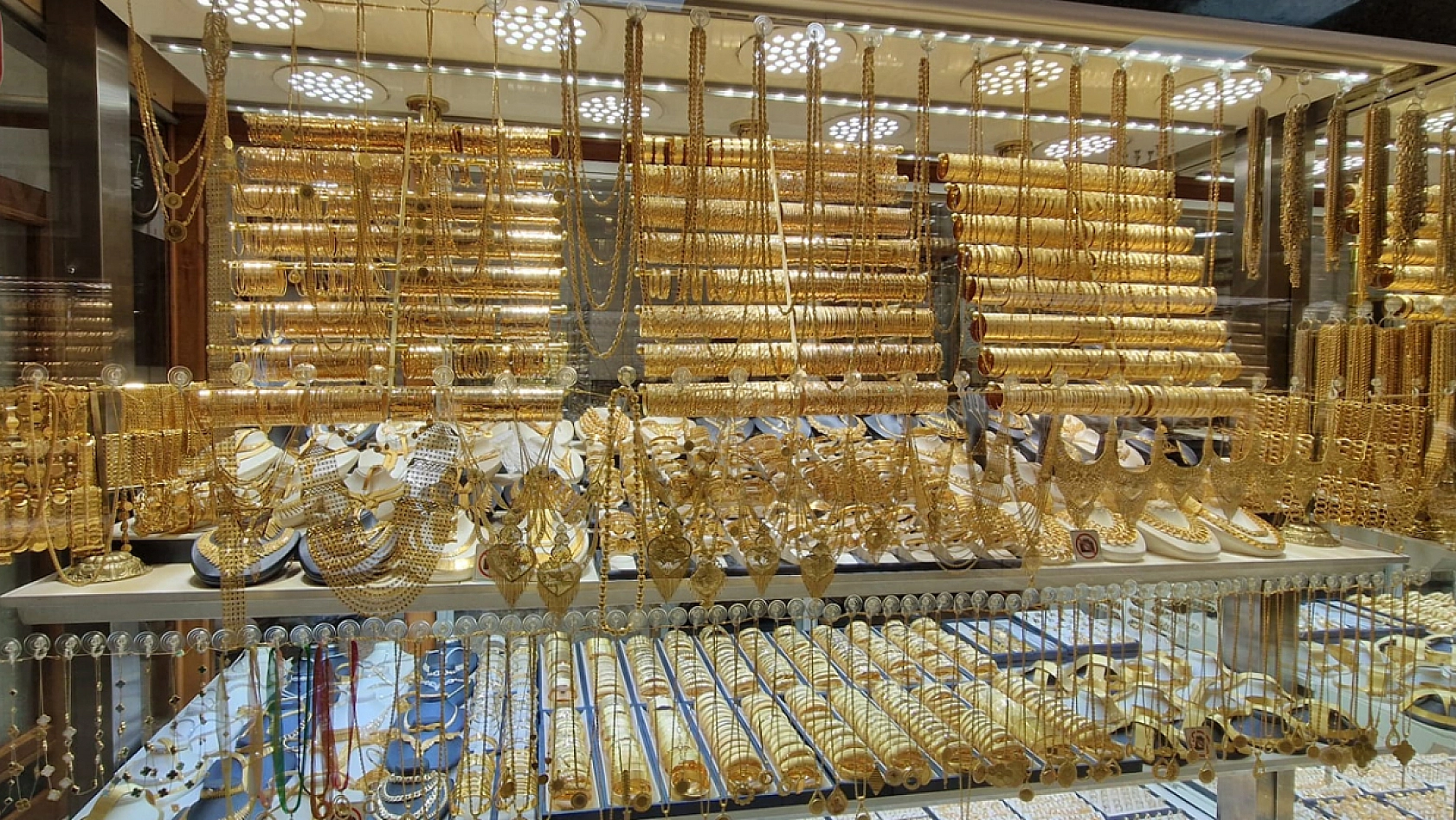 Elazığ Kuyumcular Odası Başkanı Çakmak: 'Altın hala en güvenli liman'