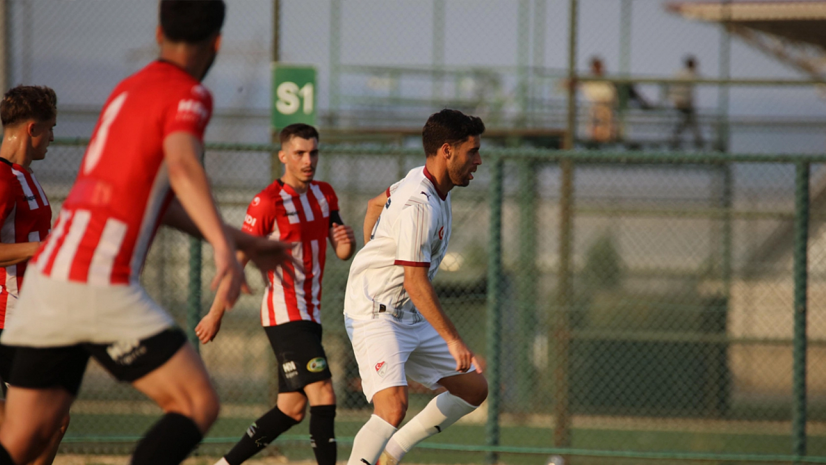 Elazığspor, hazırlık maçında Ayvalık Gücü Belediye Spor'u 2-1 mağlup etti
