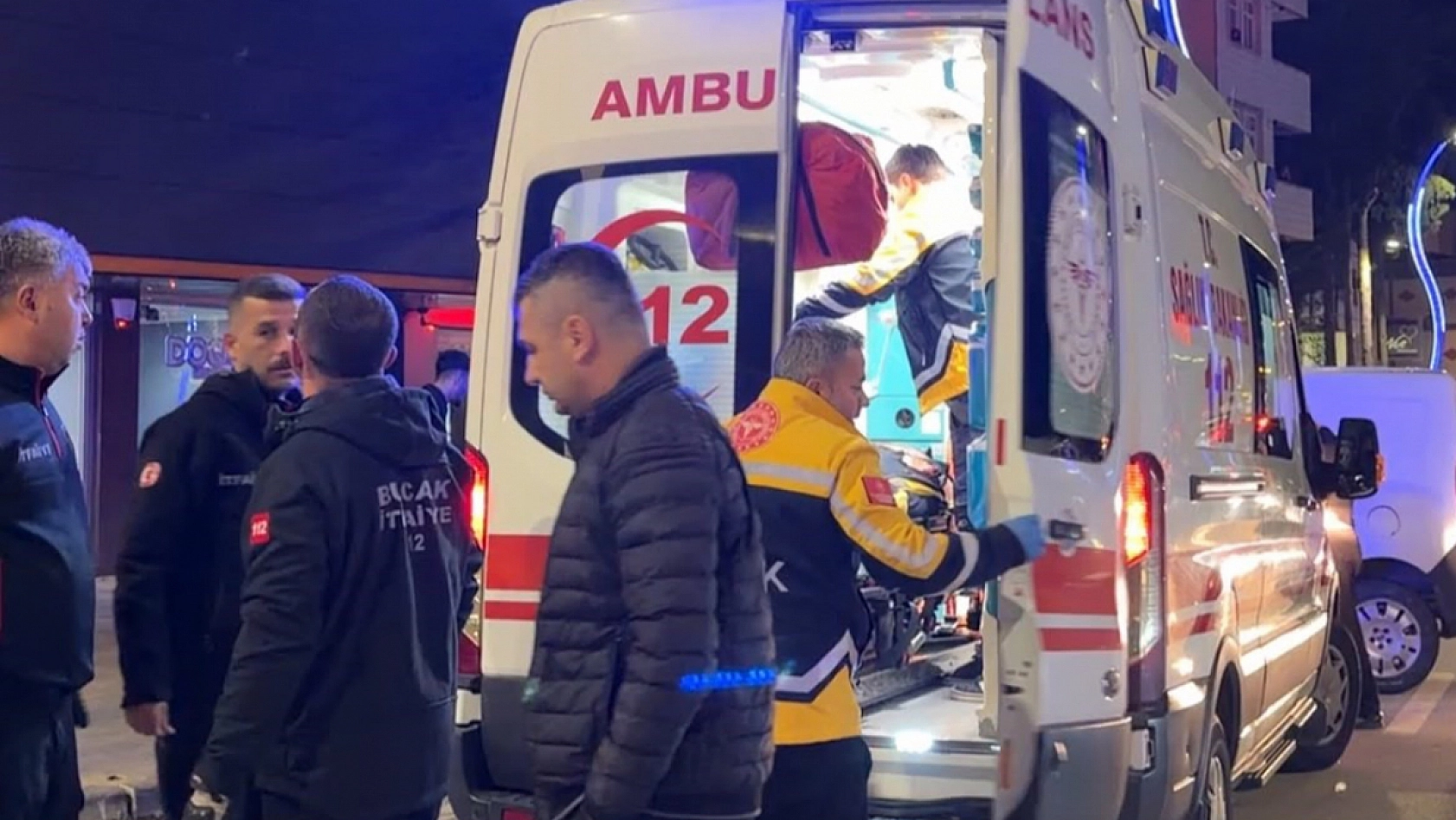 6'ncı kattan düşen 19 yaşındaki genç hayatını kaybetti
