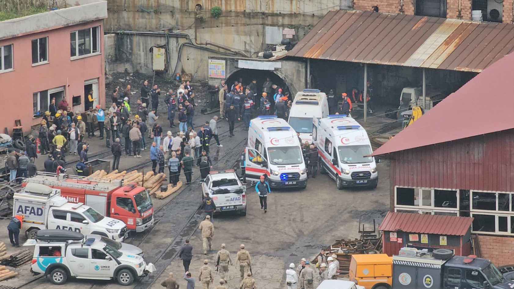 maden ocağında grizu patlaması: 2 ölü, 2'si ağır 5 yaralı