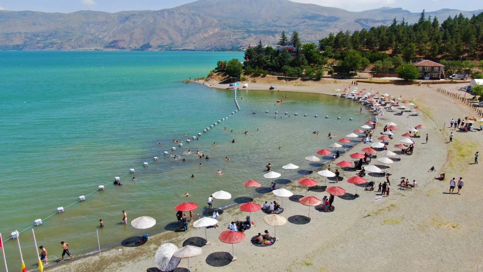 Hazar Gölü'nün yeni yüzü: Elazığ'ın cennetten bir köşesi daha gün yüzüne çıkıyor!