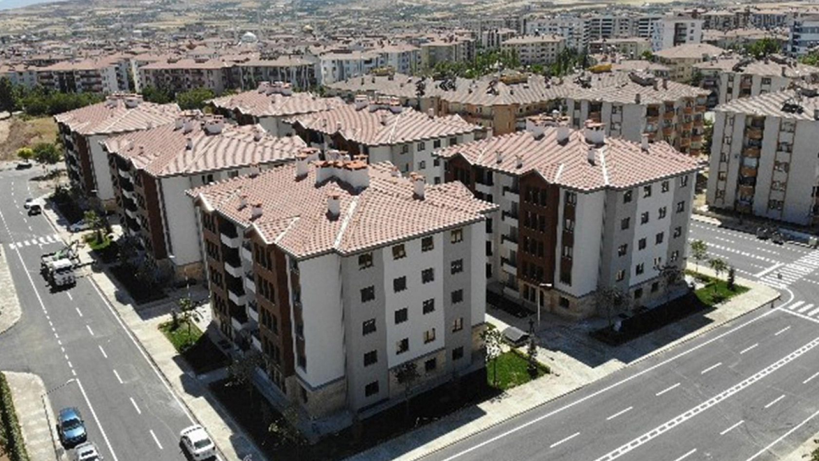 Bakan Kurum'dan: 'ilk evim ilk iş yerim projesi'