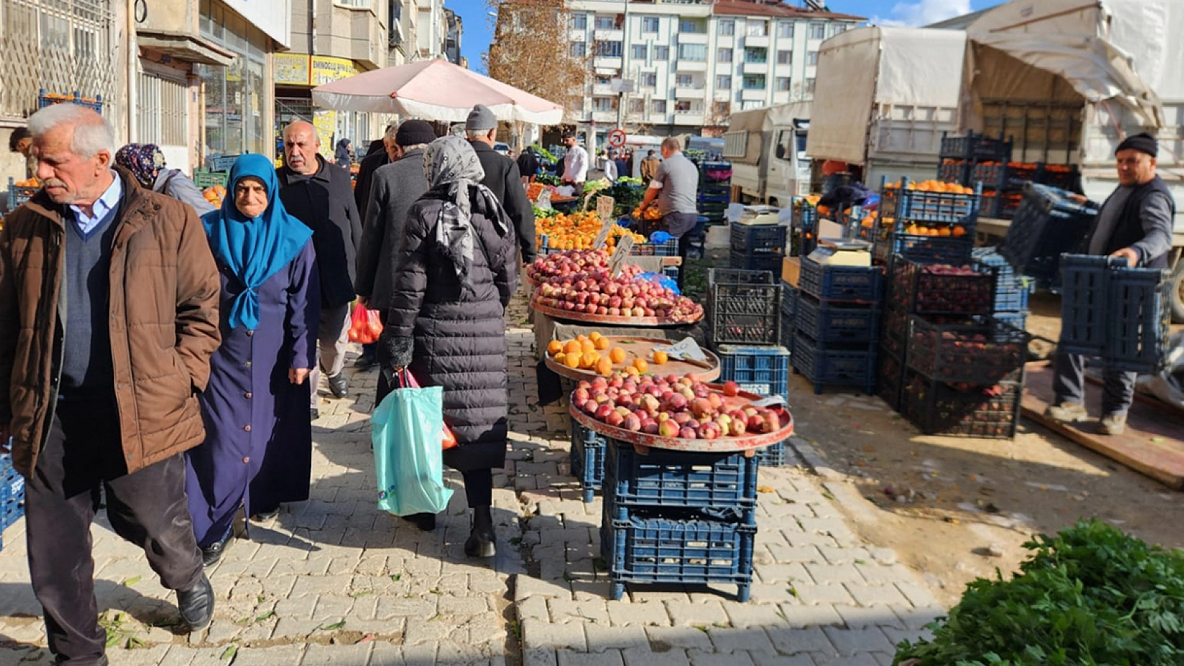 Elazığ'da 2024'ün son pazarı