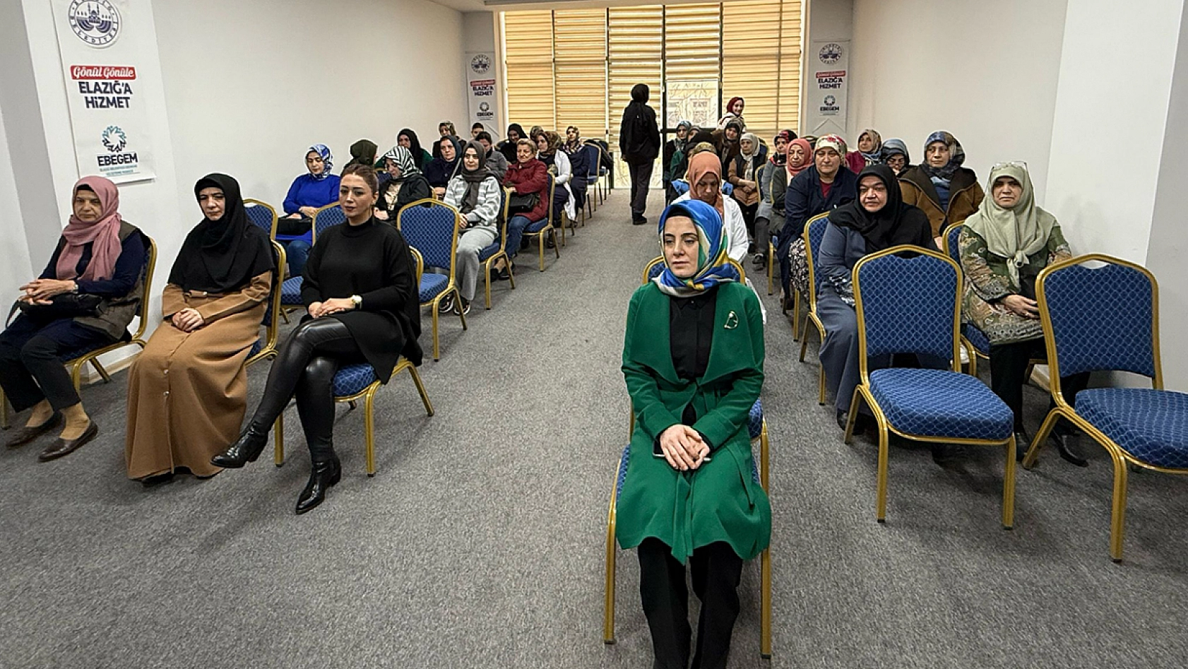 Elazığ'da kadının insan hakları adlı seminer düzenlendi