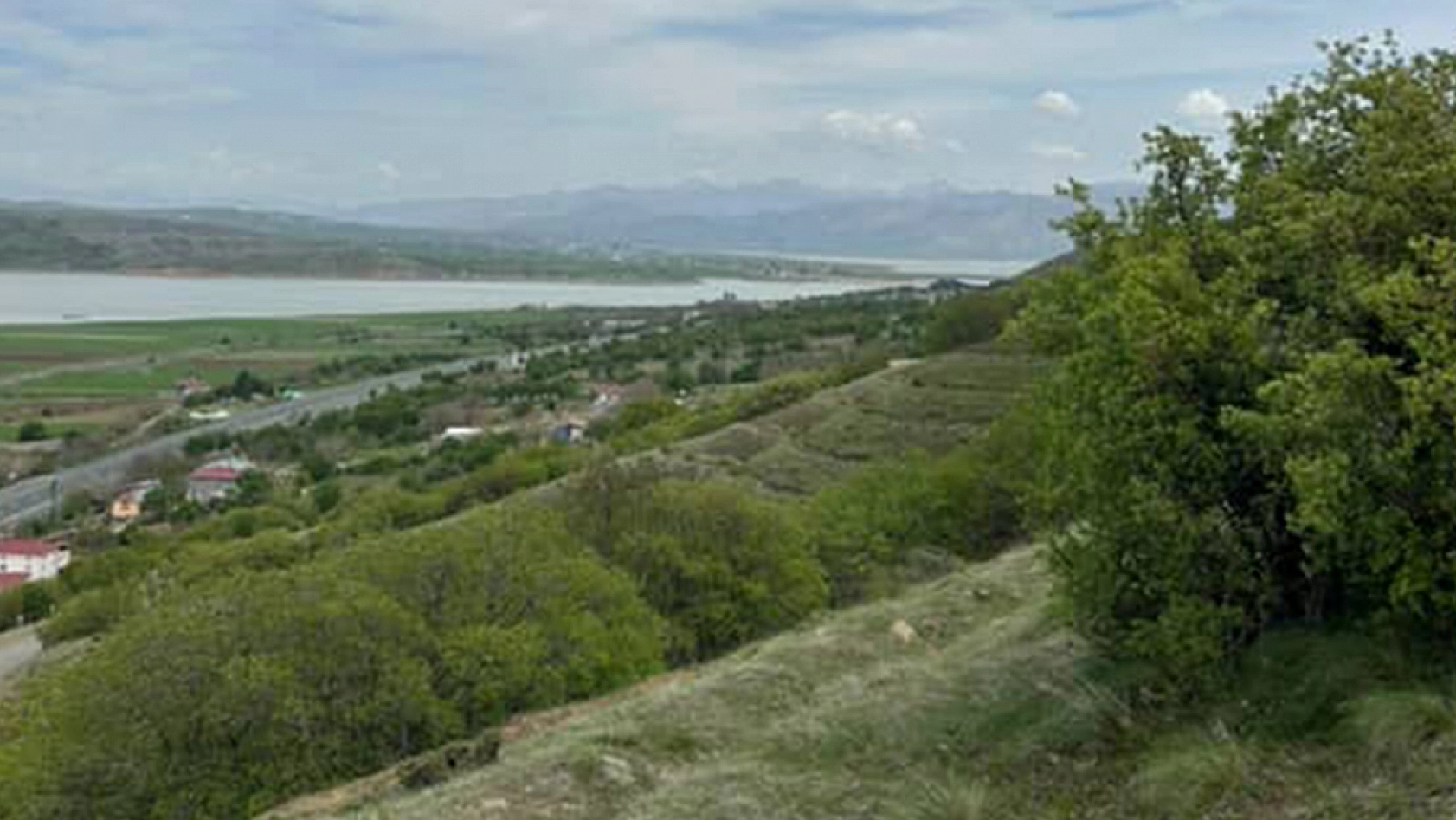 Elazığ'ın saklı cenneti: Murat Nehri'nin kıyısında, turizme kazandırılmayı bekliyor!