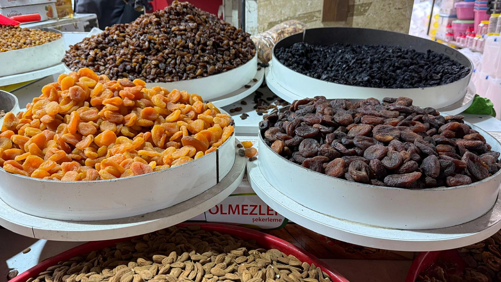 Elazığ'da kuru kayısı fiyatları uçtu