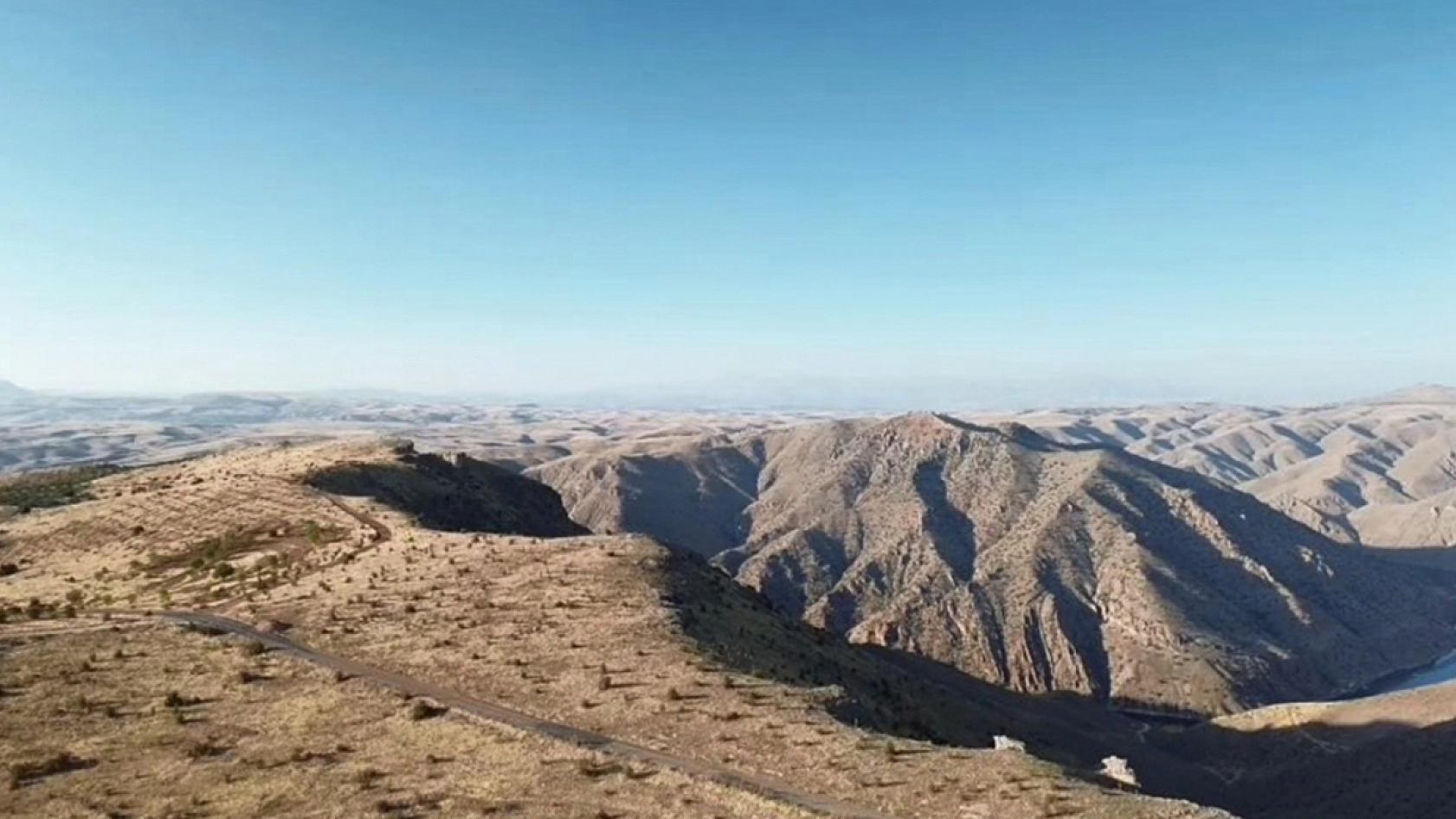 Elazığ'da 40 yıllık yol sorunu çözüldü
