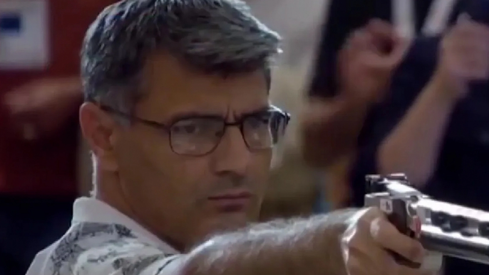 Yusuf Dikeç, ekipmansız atışla yeniden tarih yazdı