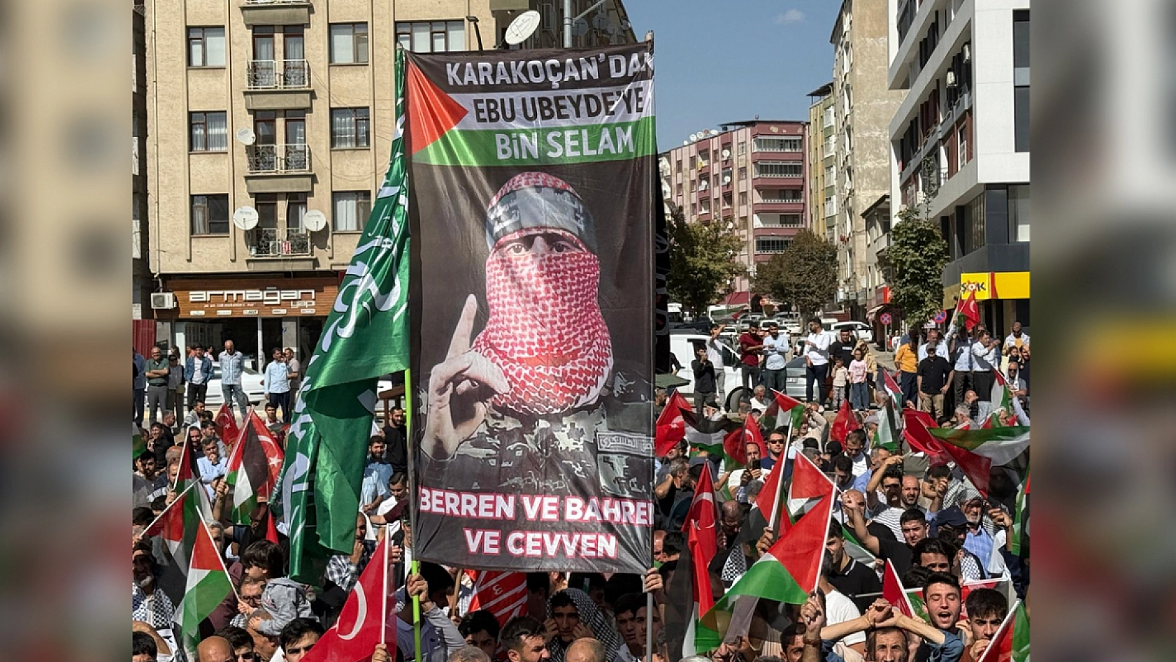 Elazığ'da yüzlerce kişi Gazze için yürüdü