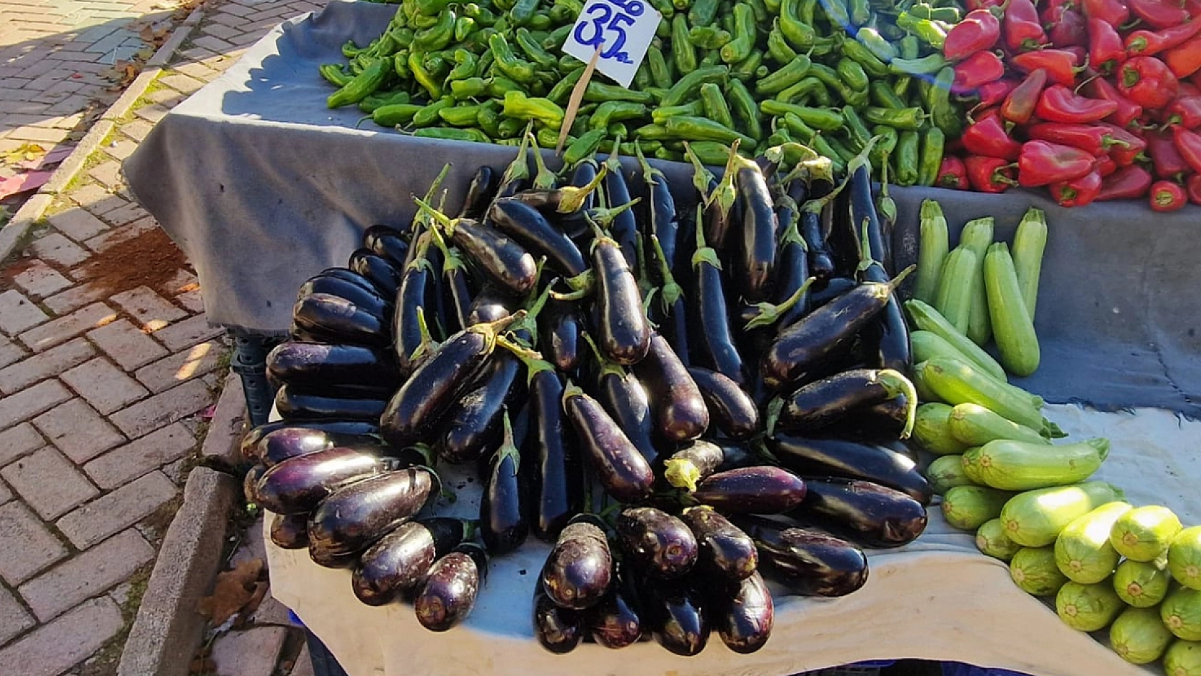 Elazığ'da halkın değişmeyen adresi: Semt pazarları