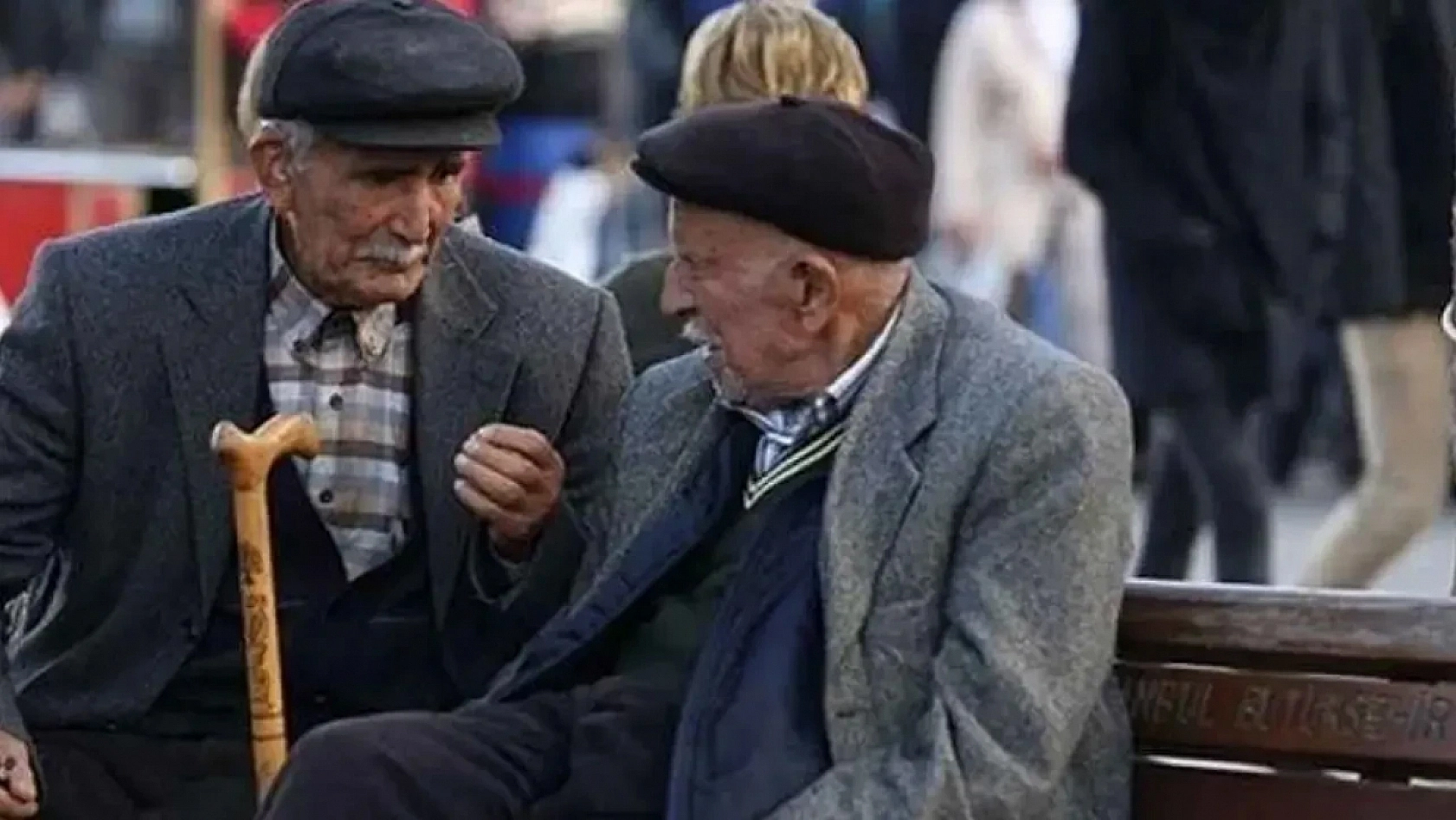 Yaşlılık için yeni sistem mi geliyor? Türkiye bu modeli tartışıyor