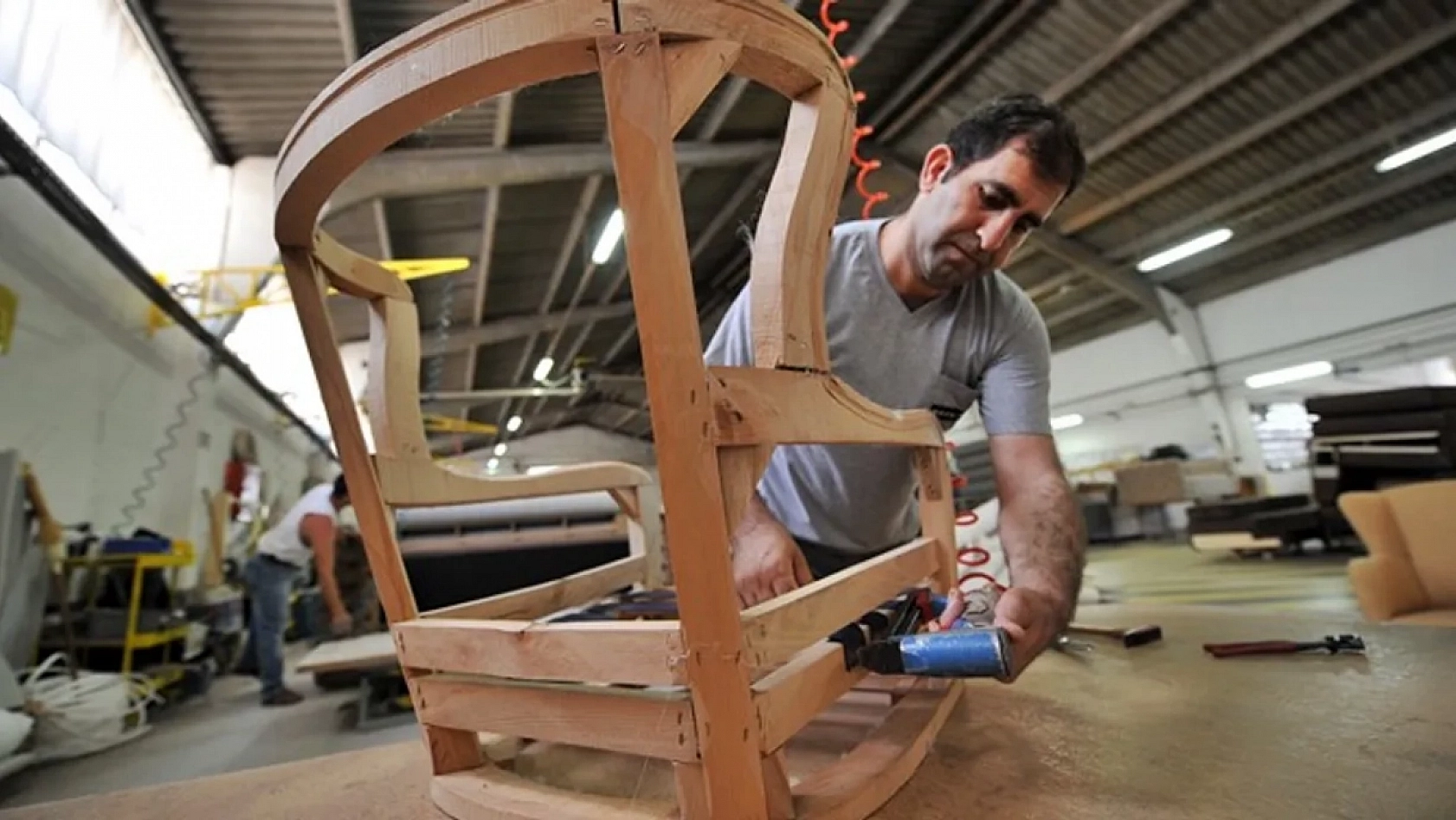 Eleman Aranıyor: Maaşlar Asgari Ücretin 3 Katı!