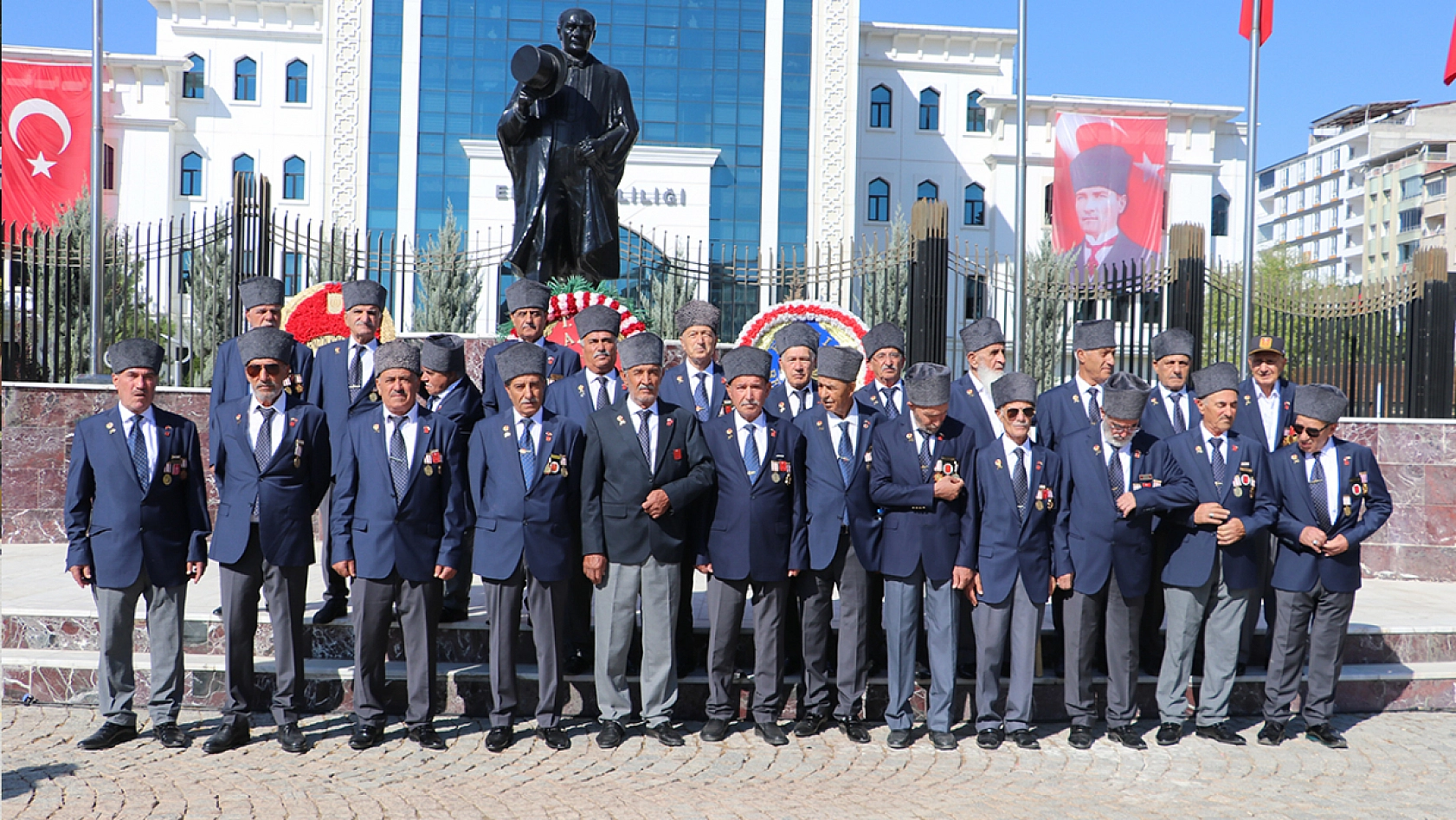 Elazığ'da Zafer Bayramı Coşkusu!