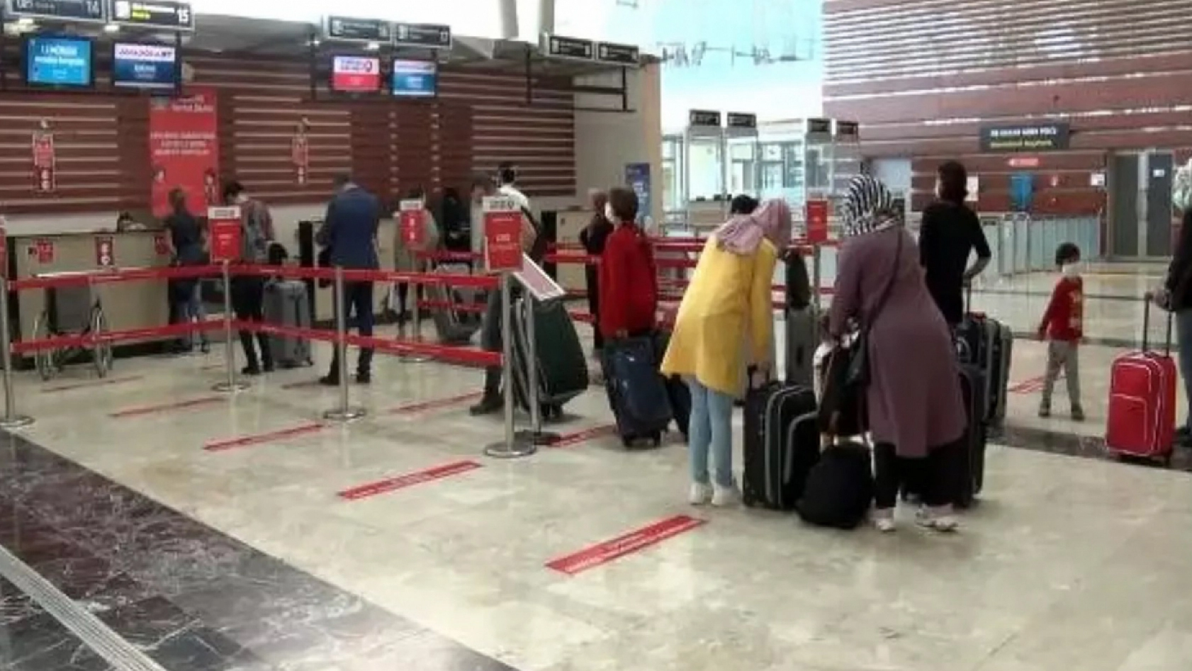 3 saat bekleyen Elazığlı, tazminat alacak!