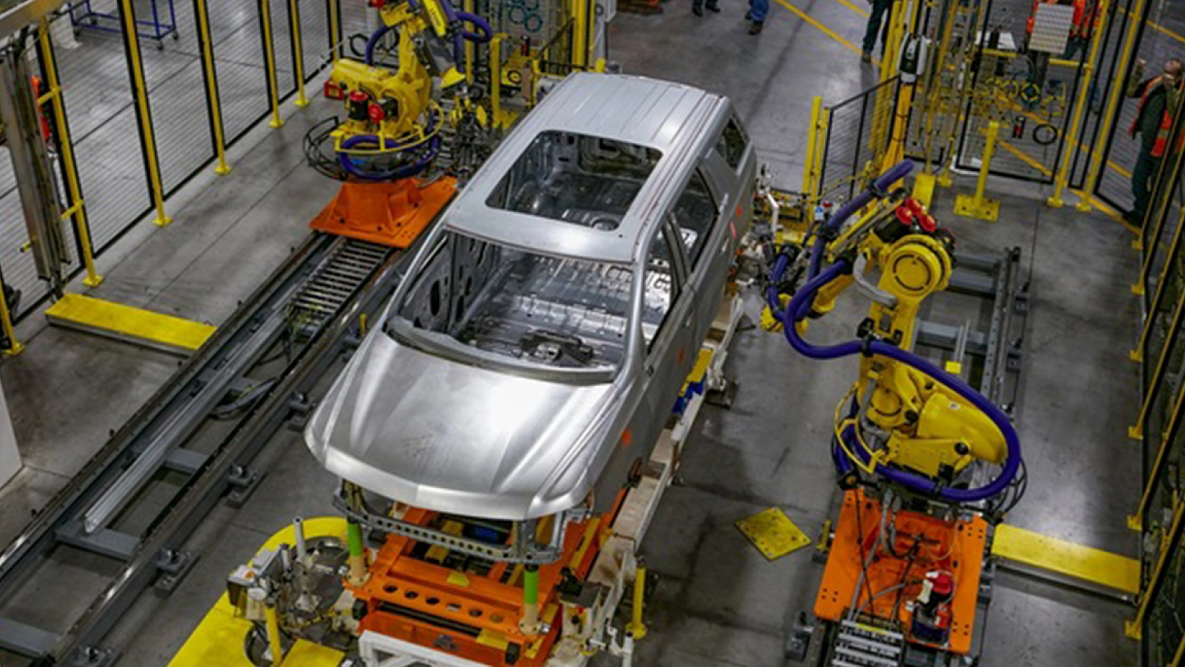 Bakan Kacır 'Üretim üssüyüz' dedi: Yeni fabrika açılacak