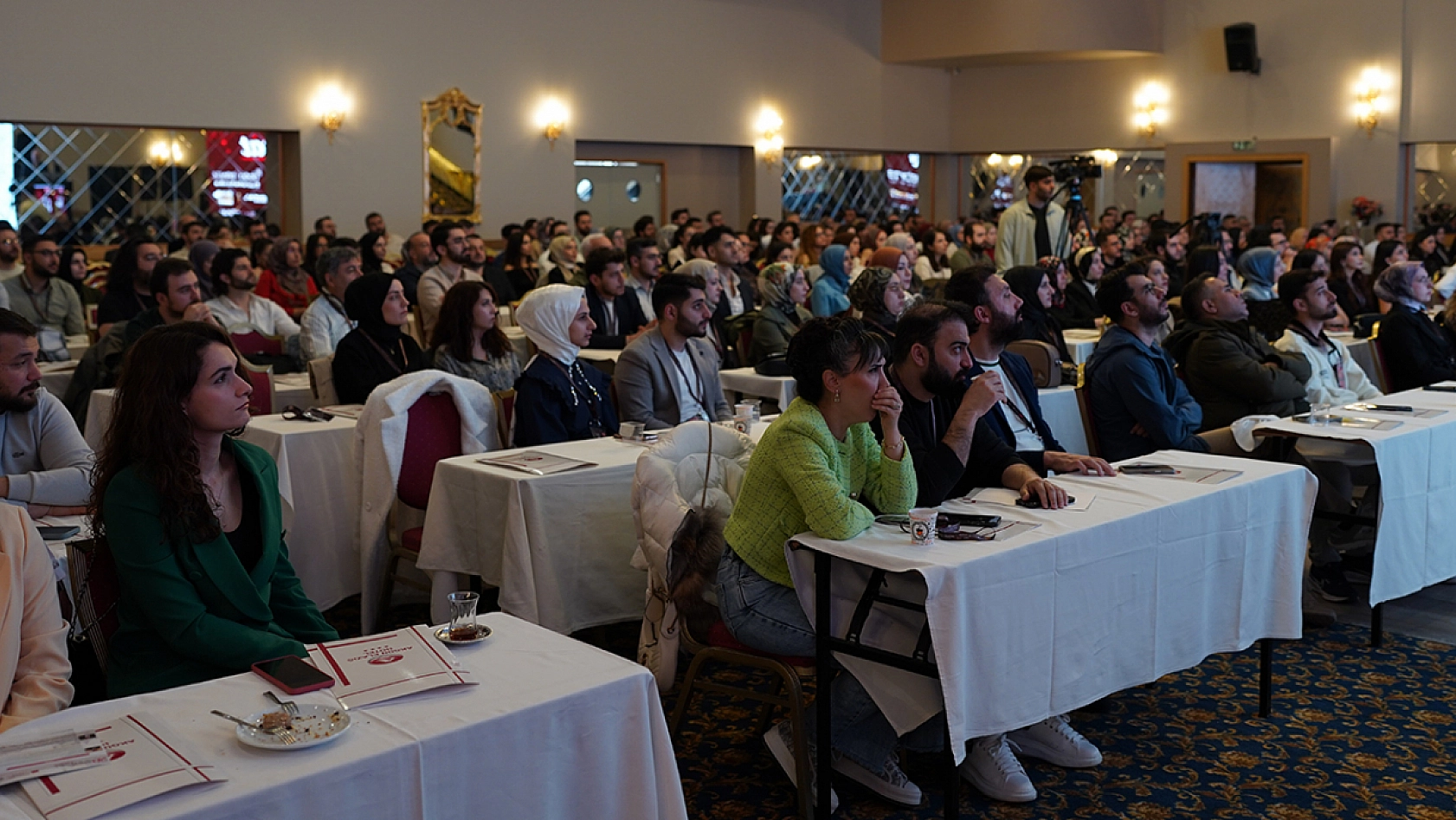 1. Fırat Diş Hekimliği Kongresi Elazığ'da Gerçekleştirildi