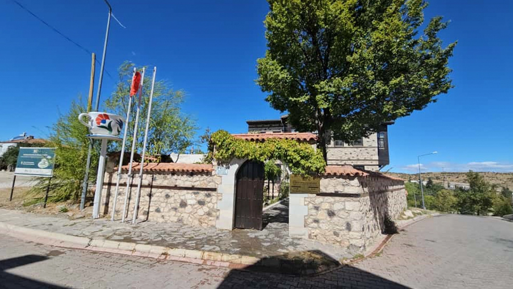 Elazığ'daki Kahve Fincanı Müzesi Guinness'e hazırlanıyor