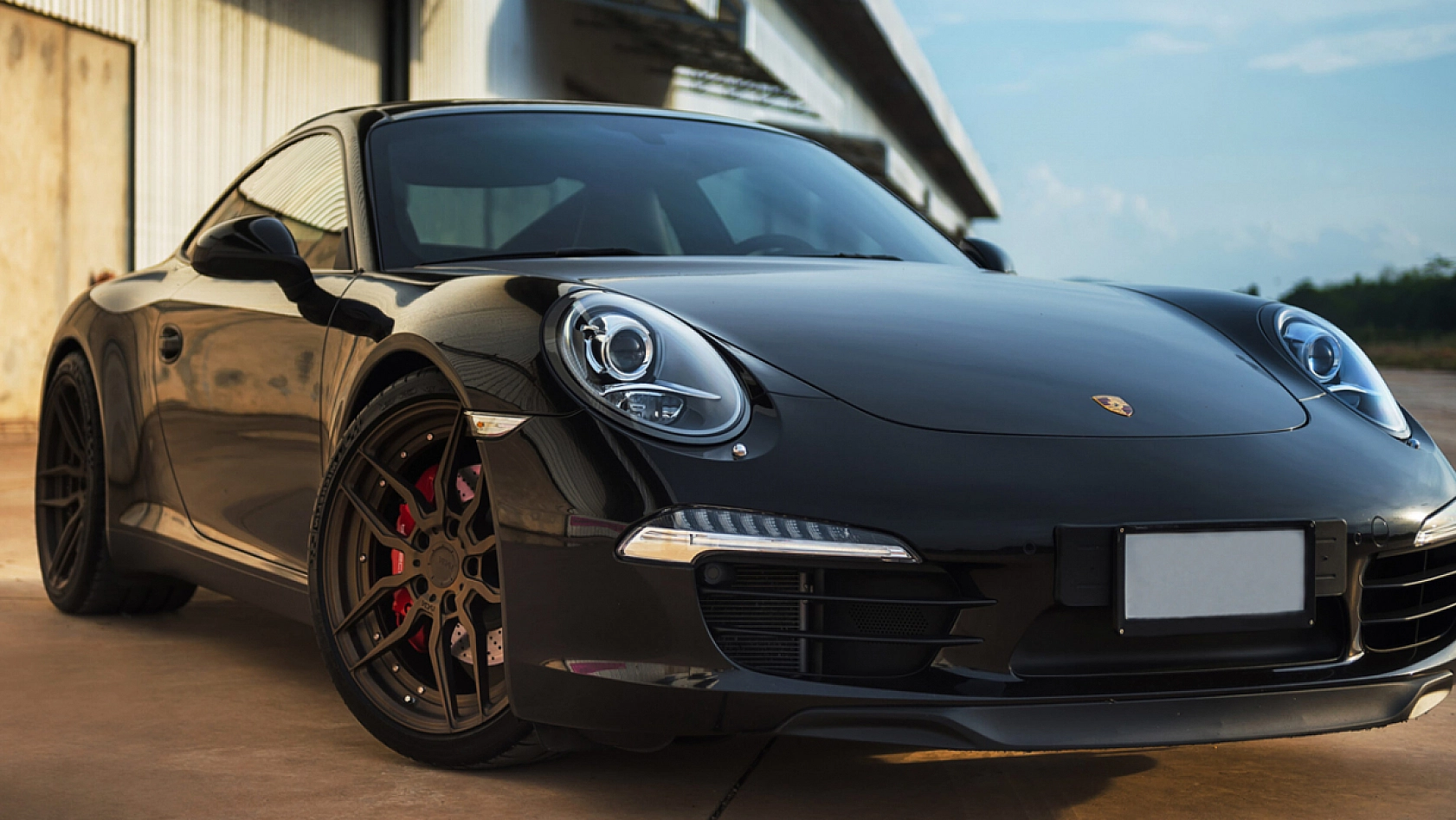 Artık ne benzin ne elektrik: Porsche'den geleceğin motoru