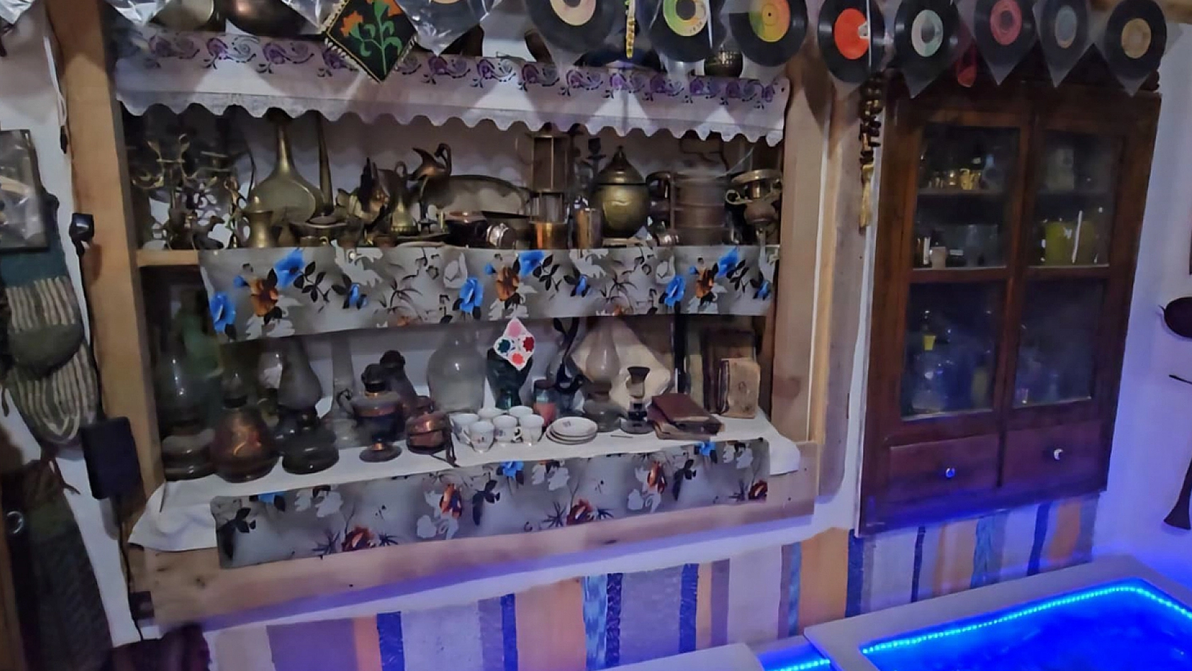 Malatya'da 25 yıllık tutku: Erdin Tırnaksız geçmişi antikalarla yaşatıyor