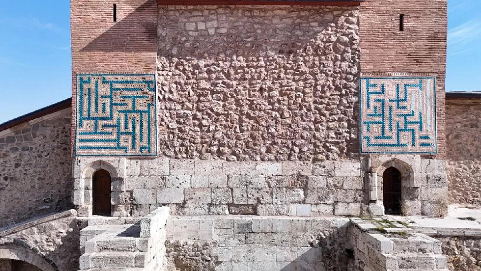 Devlet Bahçeli'nin aksesuarlarının sırrı nedir?