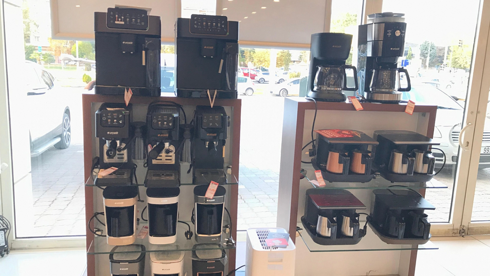 Bu fırsat kaçmaz! Öğretmenler Günü'ne özel %70'e varan indirim ve hediye yağmuru