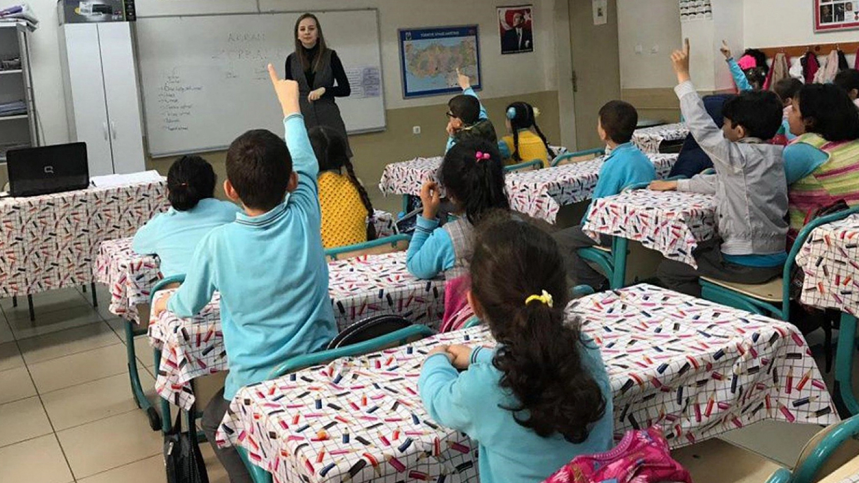 Ara tatiller kalkıyor mu? Bakan Tekin'den dikkat çeken açıklamalar