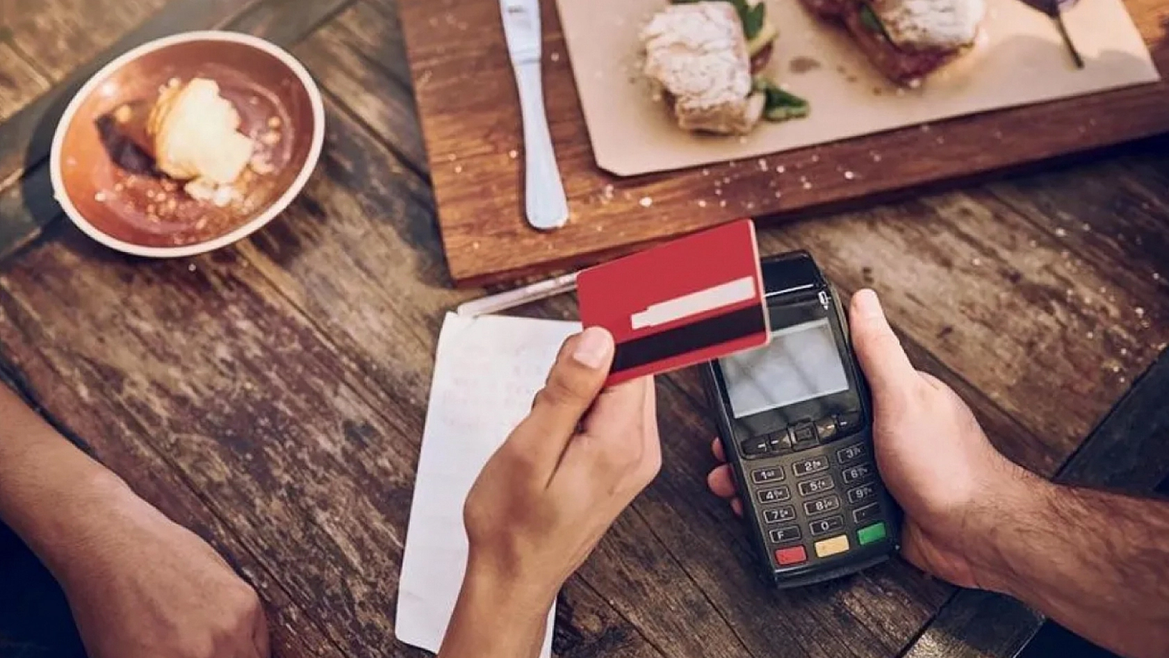 Tüketiciye müjde: Zorunlu ek ücretler tarihe karışıyor