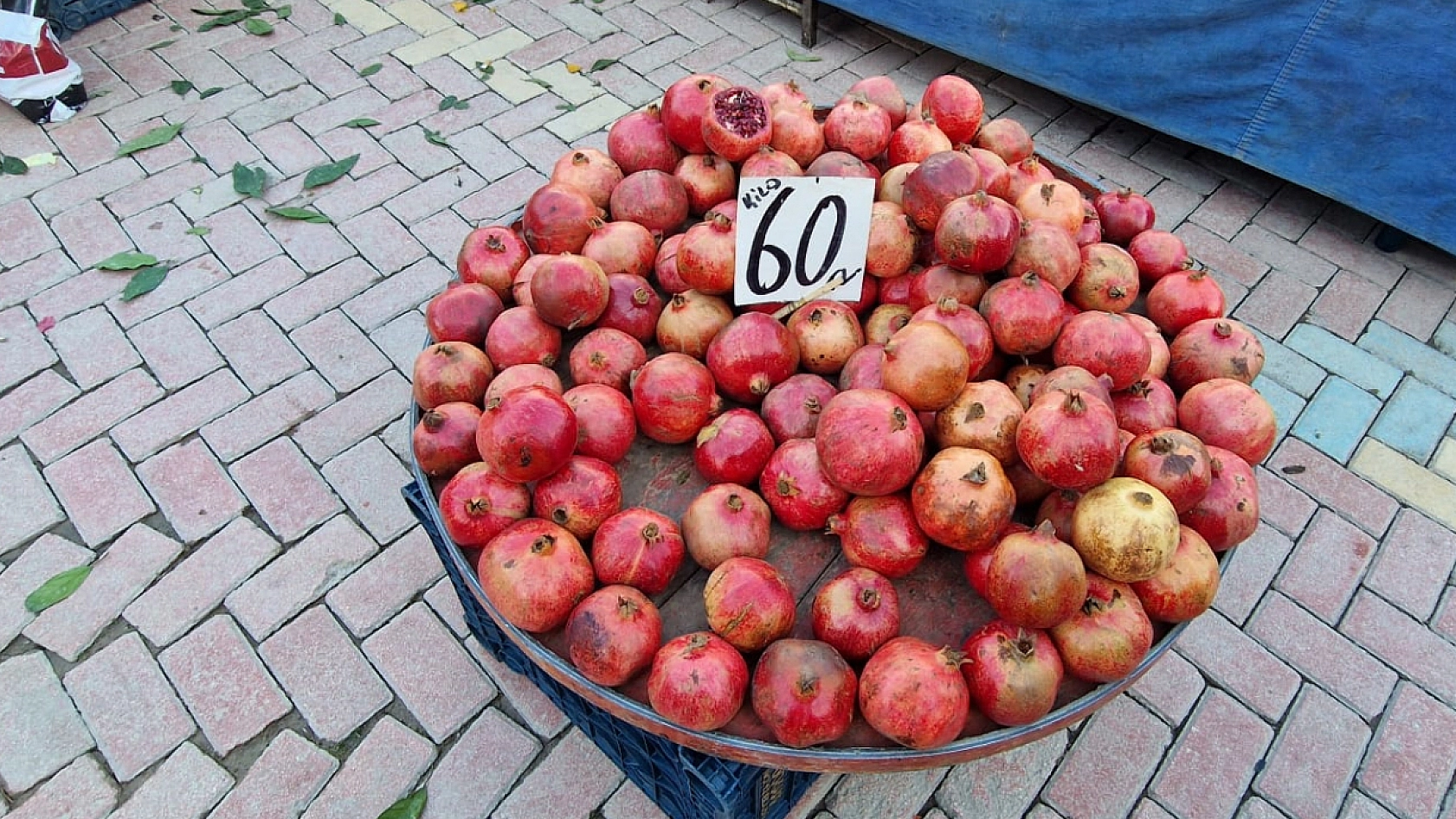 Elazığ'da kışın vazgeçilmezi: Vitamin deposu meyveler