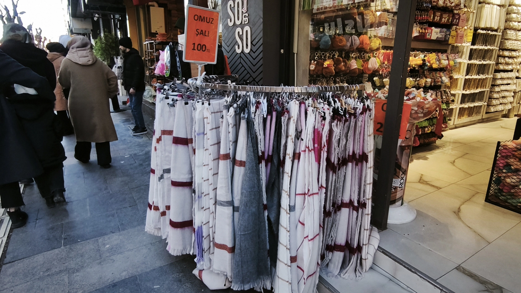 Elazığ'da kış kendini gösterdi, o ürün ön plana çıktı