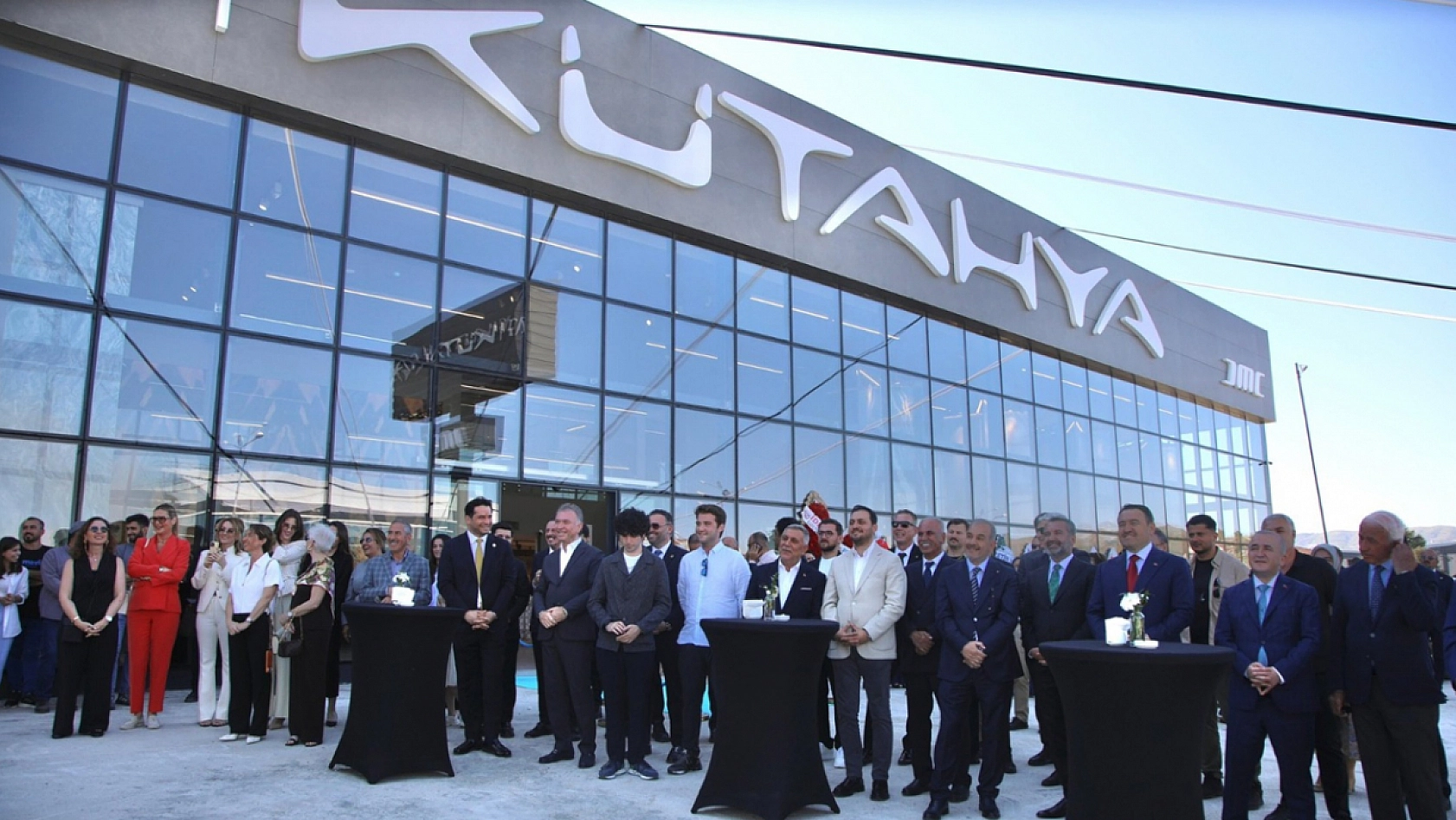 Elazığ'a yeni bir işletme kazandırıldı: Kütahya seramik mağazası açıldı