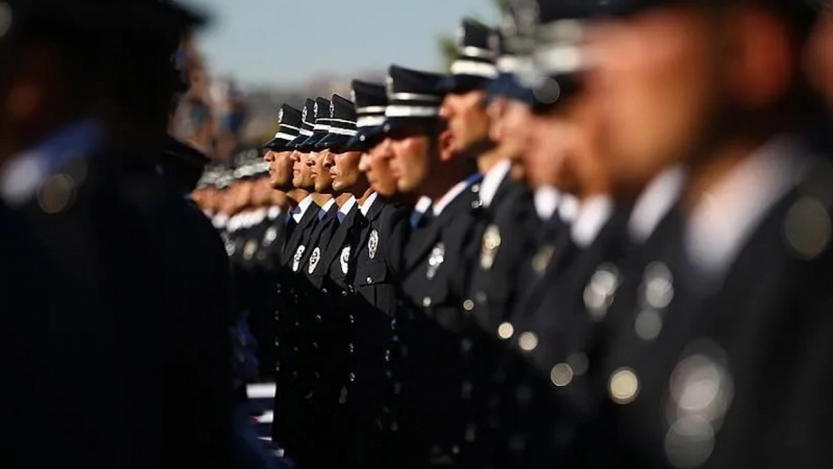 Polis olmak için TYT'den kaç net gerekir? 2026 PMYO başvuru şartları neler?