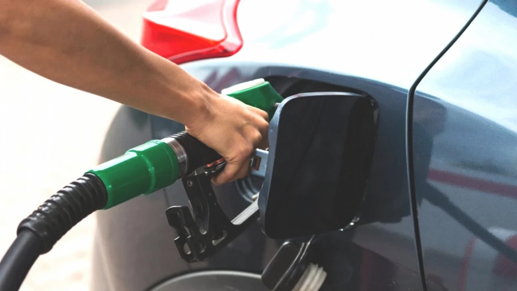 Motorinde yeni zam: Fiyatlar tarihi seviyeleri aşıyor