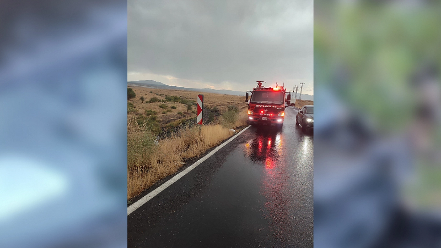 Karakoçan'da otomobil şarampole yuvarlandı: 1 yaralı