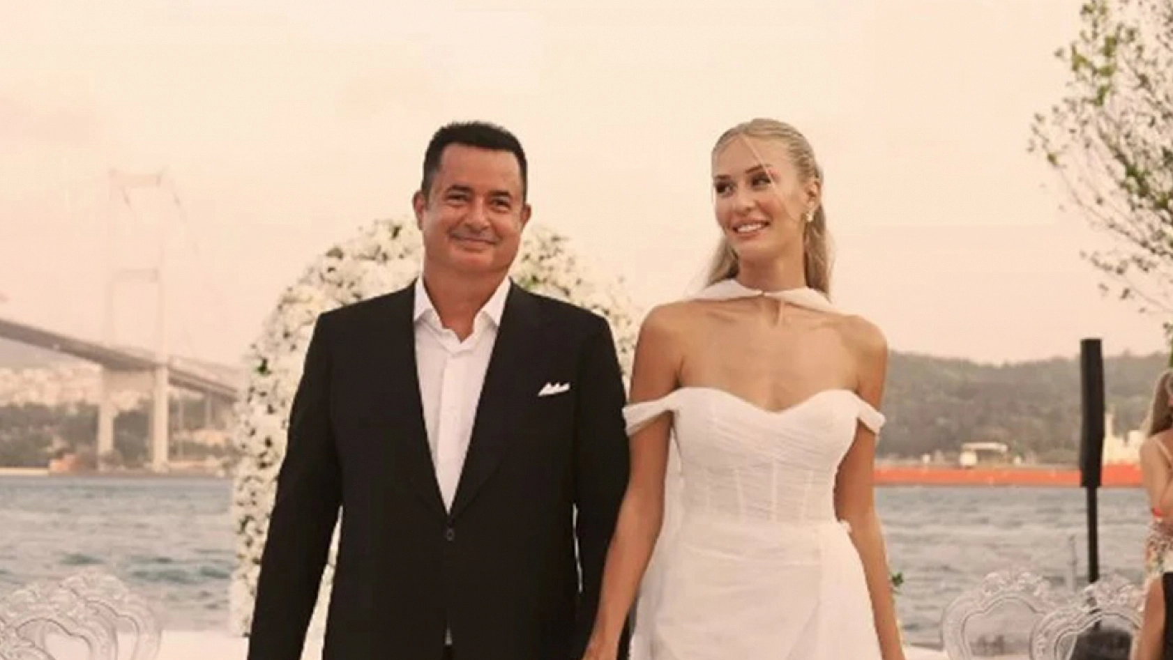 Yılın düğünü oldu! Acun Ilıcalı sevgilisi Ayça Çağla Altunkaya ile evlendi